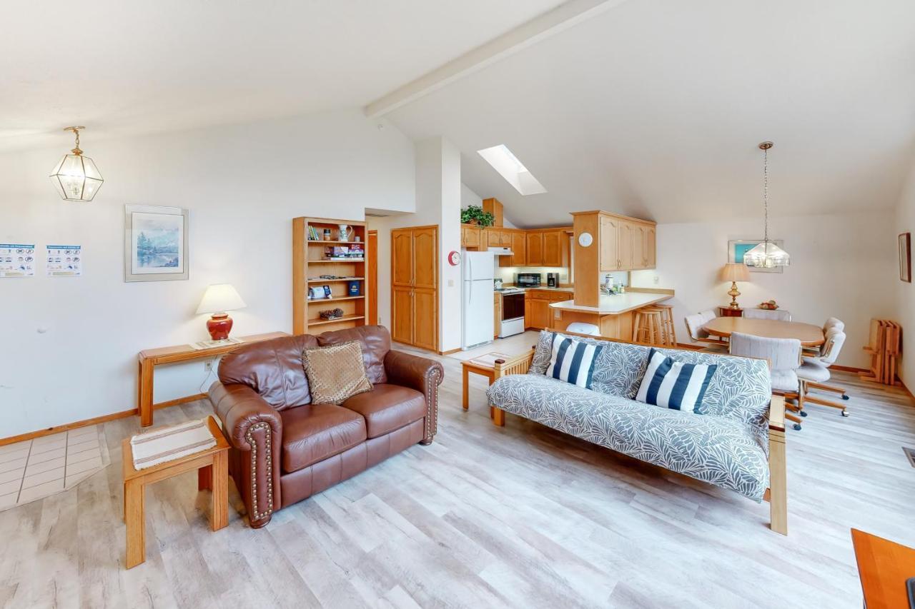 Captain Bill'S Beachhouse Lincoln City Eksteriør billede
